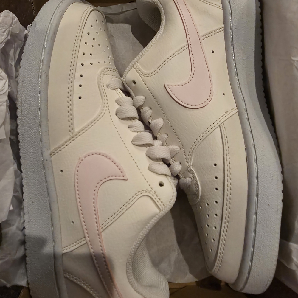 Nike White and Pink Sneakers